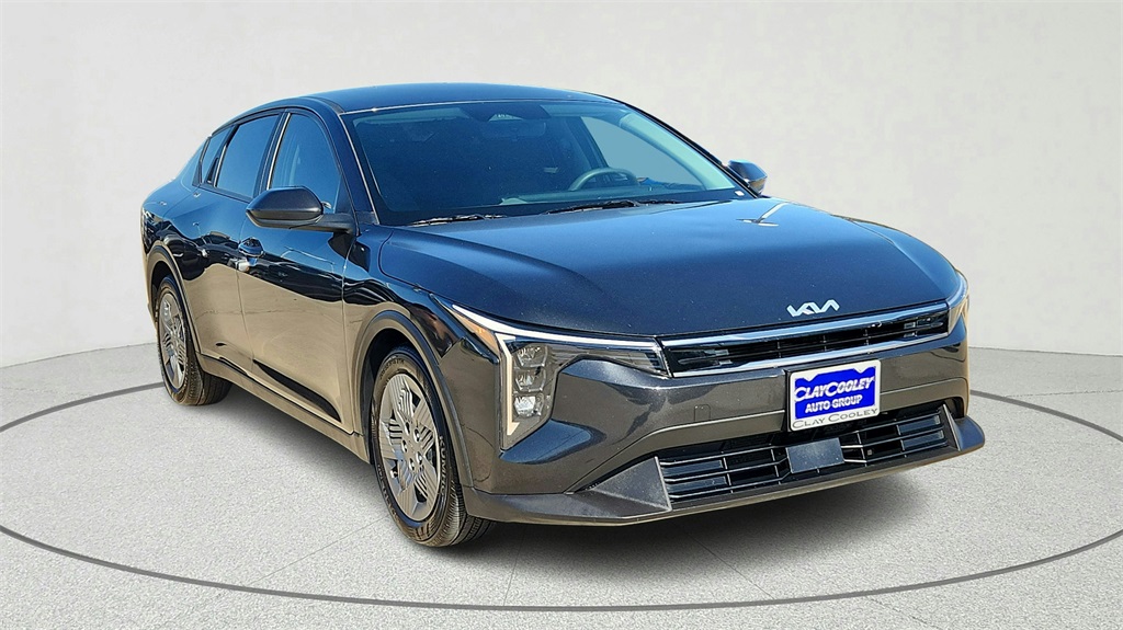 2025 Kia K4 LX