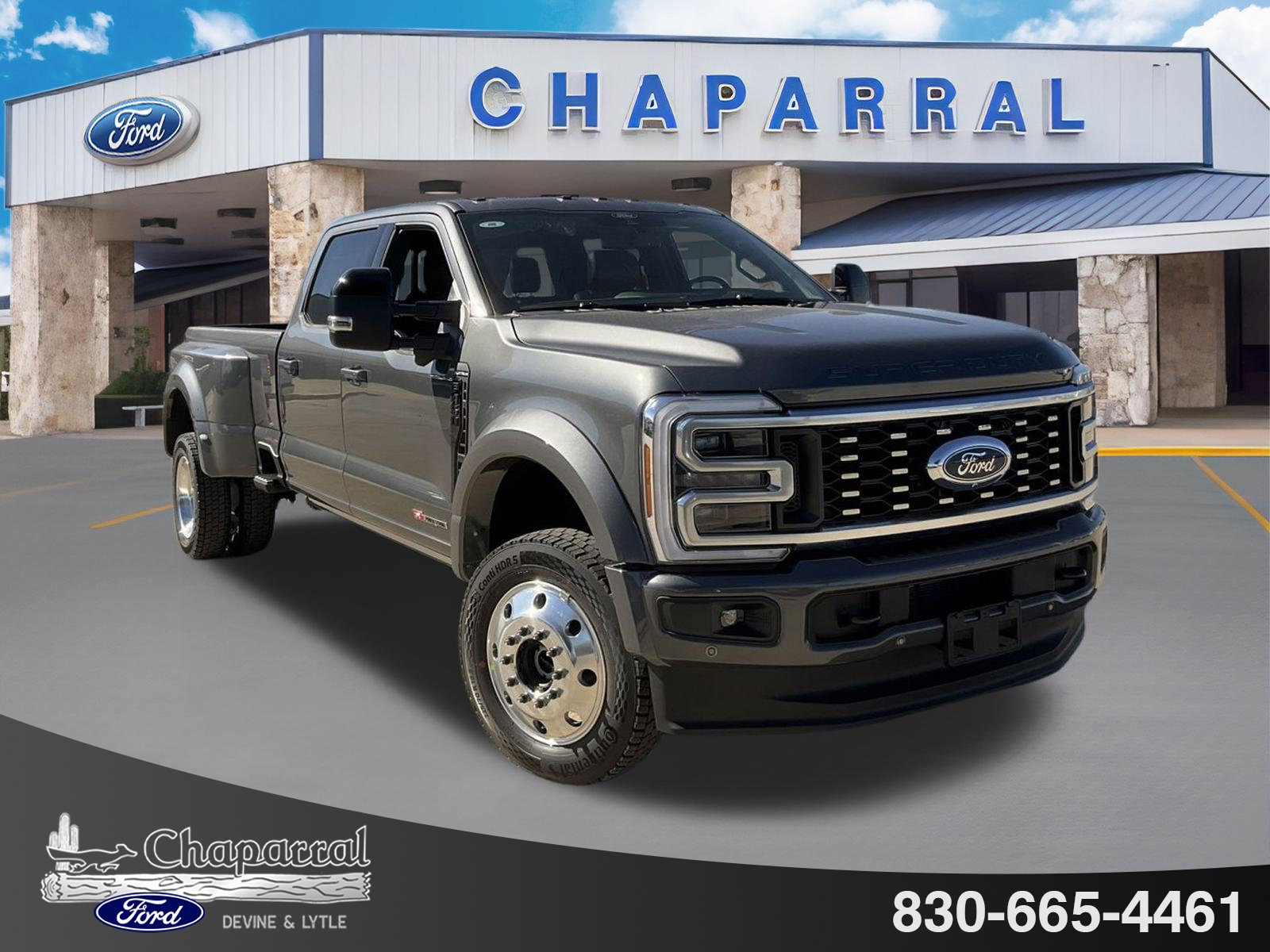 2026 Ford F-450 Super Duty Platinum's photo