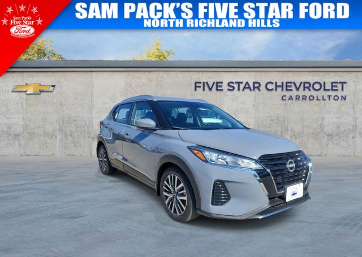 2023 Nissan Kicks SV's photo