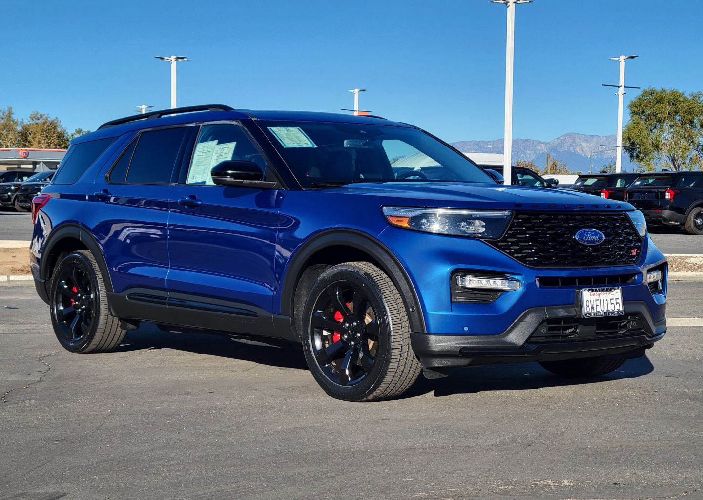 2021 Ford Explorer ST's photo