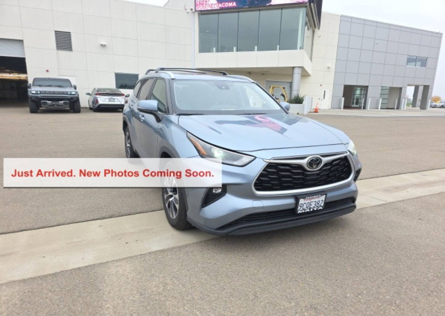 2023 Toyota Highlander XLE's photo