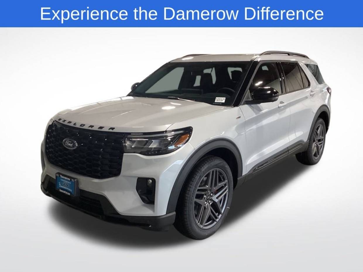 2026 Ford Explorer ST-LINE's photo