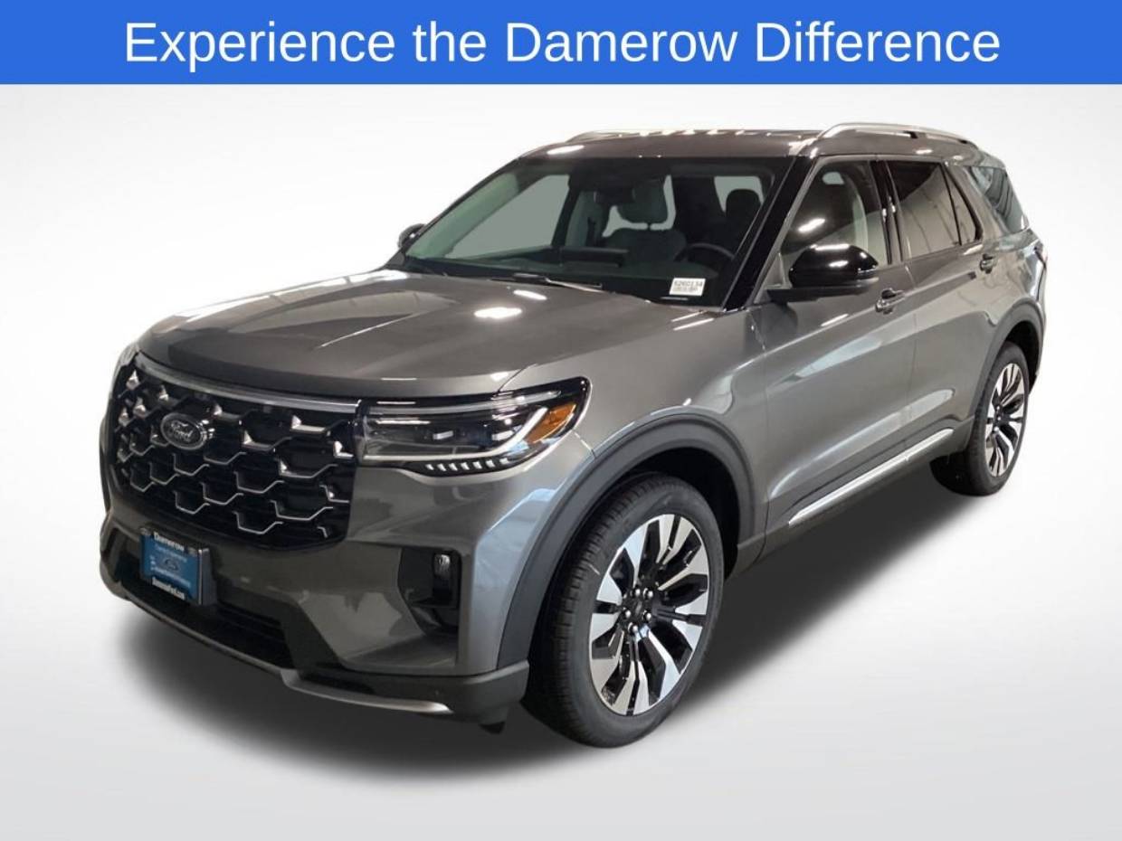 2026 Ford Explorer Platinum's photo