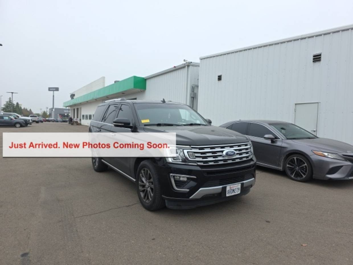 2019 Ford Expedition Limited's photo