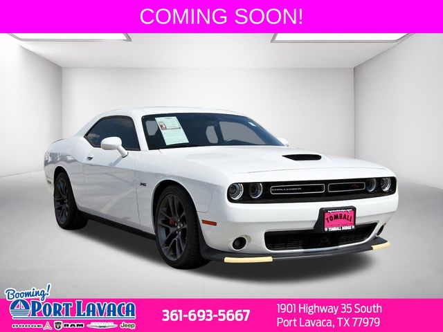2023 Dodge Challenger R/T's photo
