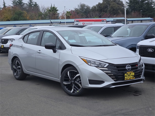 New 2025 Nissan Versa 1.6 SR