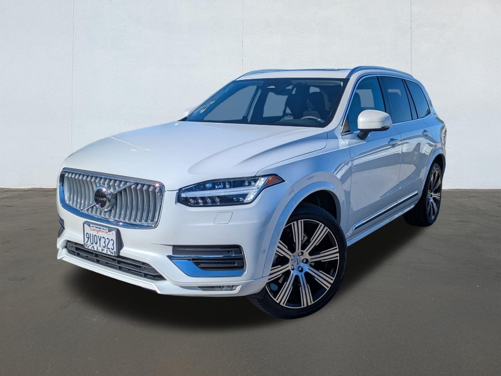 2025 Volvo XC90 B6 Plus 7-Seater