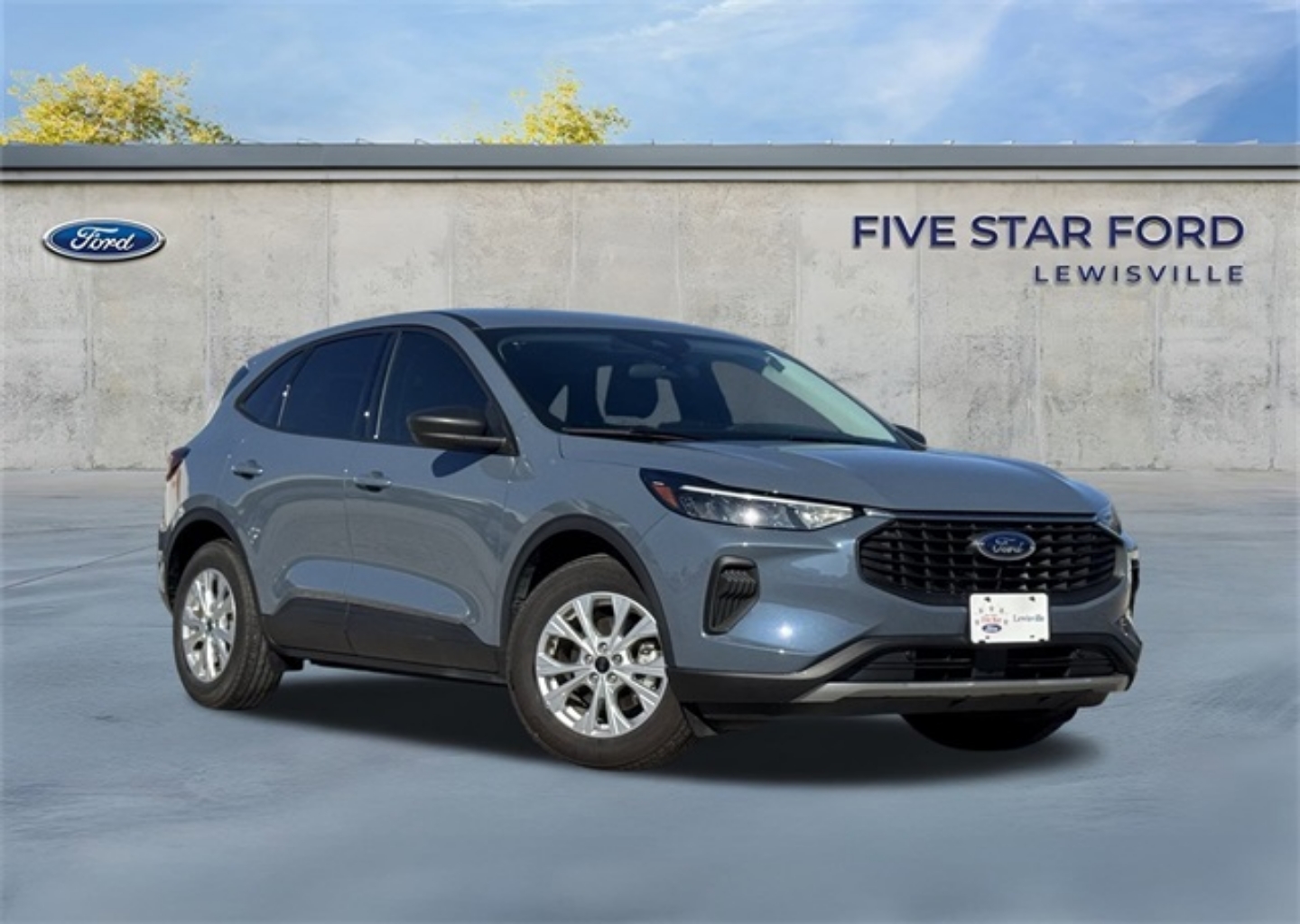 2025 Ford Escape Active's photo