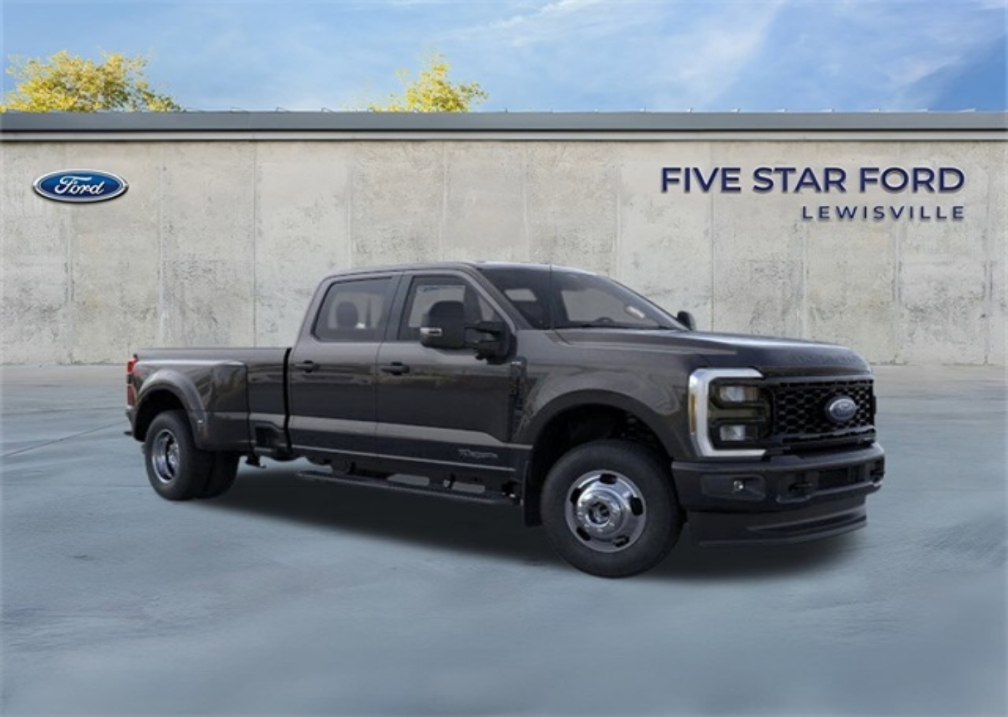 2026 Ford F-350 Super Duty XL's photo