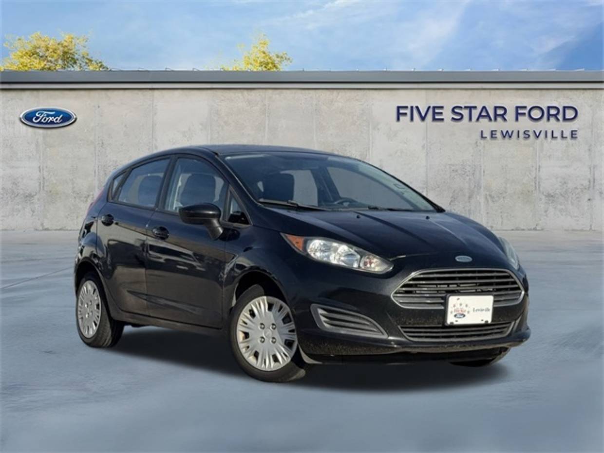 2014 Ford Fiesta S's photo