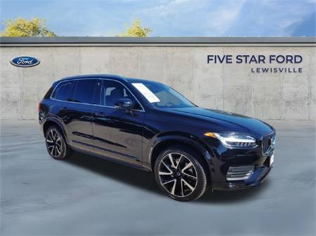 2022 Volvo XC90 T6 Momentum