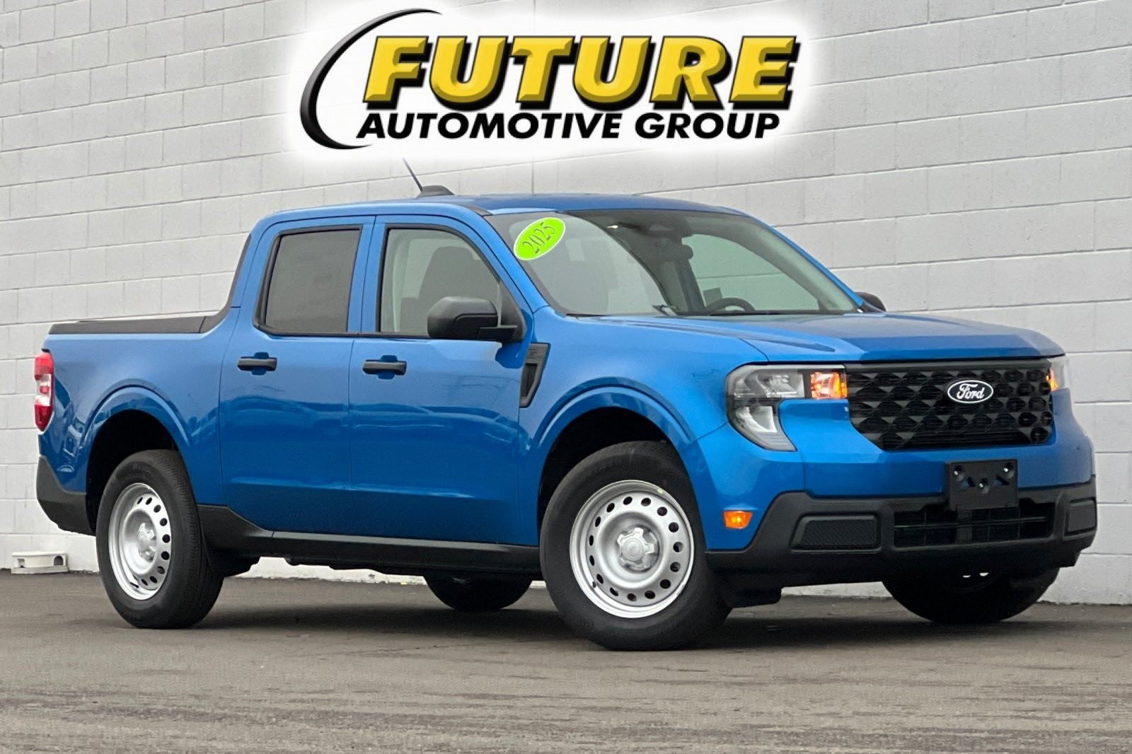 2025 Ford Maverick XL's photo