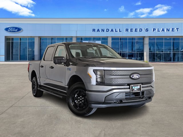 2025 Ford F-150 Lightning XLT's photo