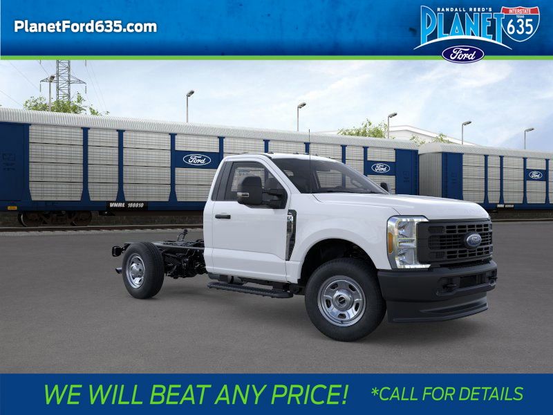 2026 Ford F-350 Super Duty Chassis Cab XL's photo