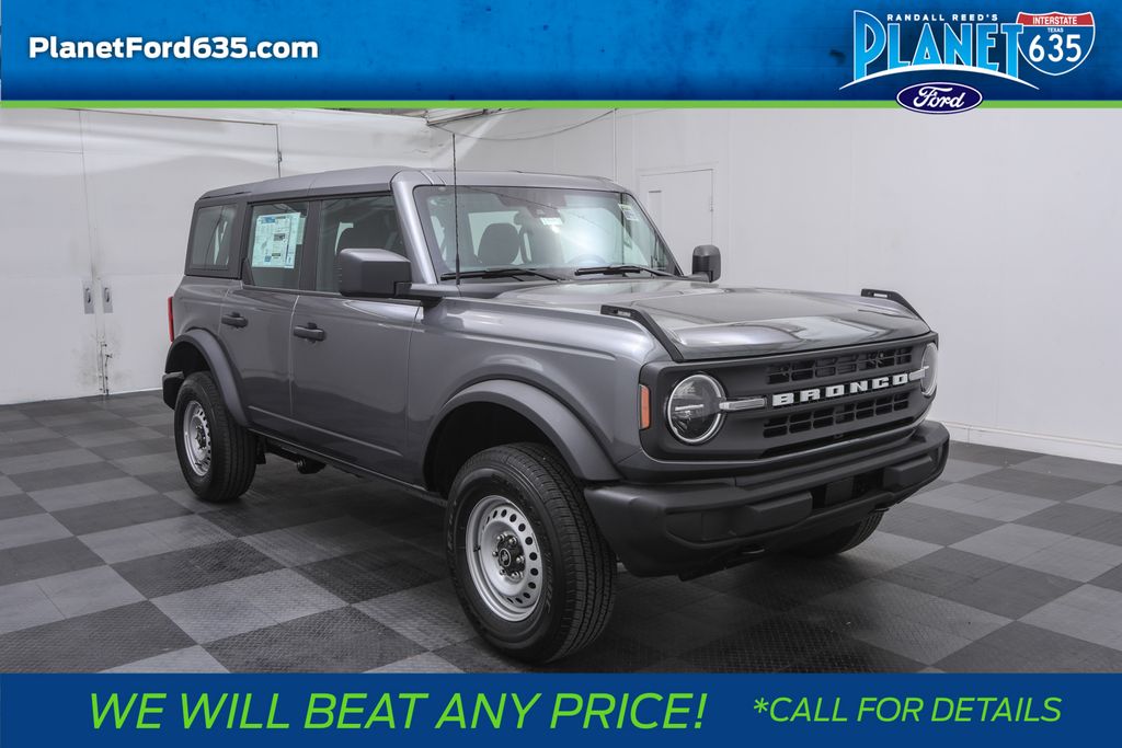 2025 Ford Bronco 4-Door Base's photo