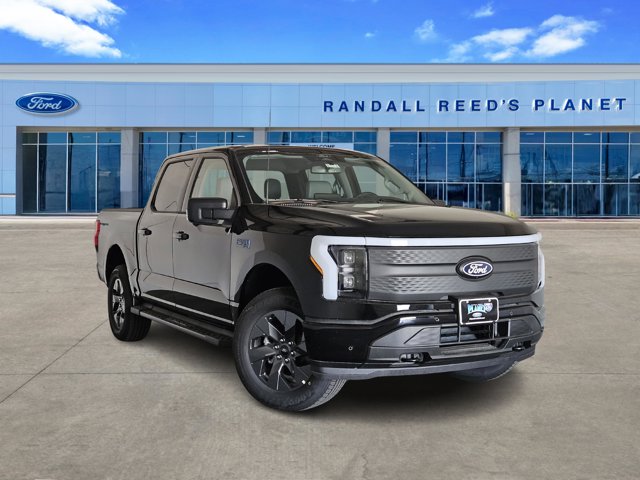 2025 Ford F-150 Lightning Flash's photo