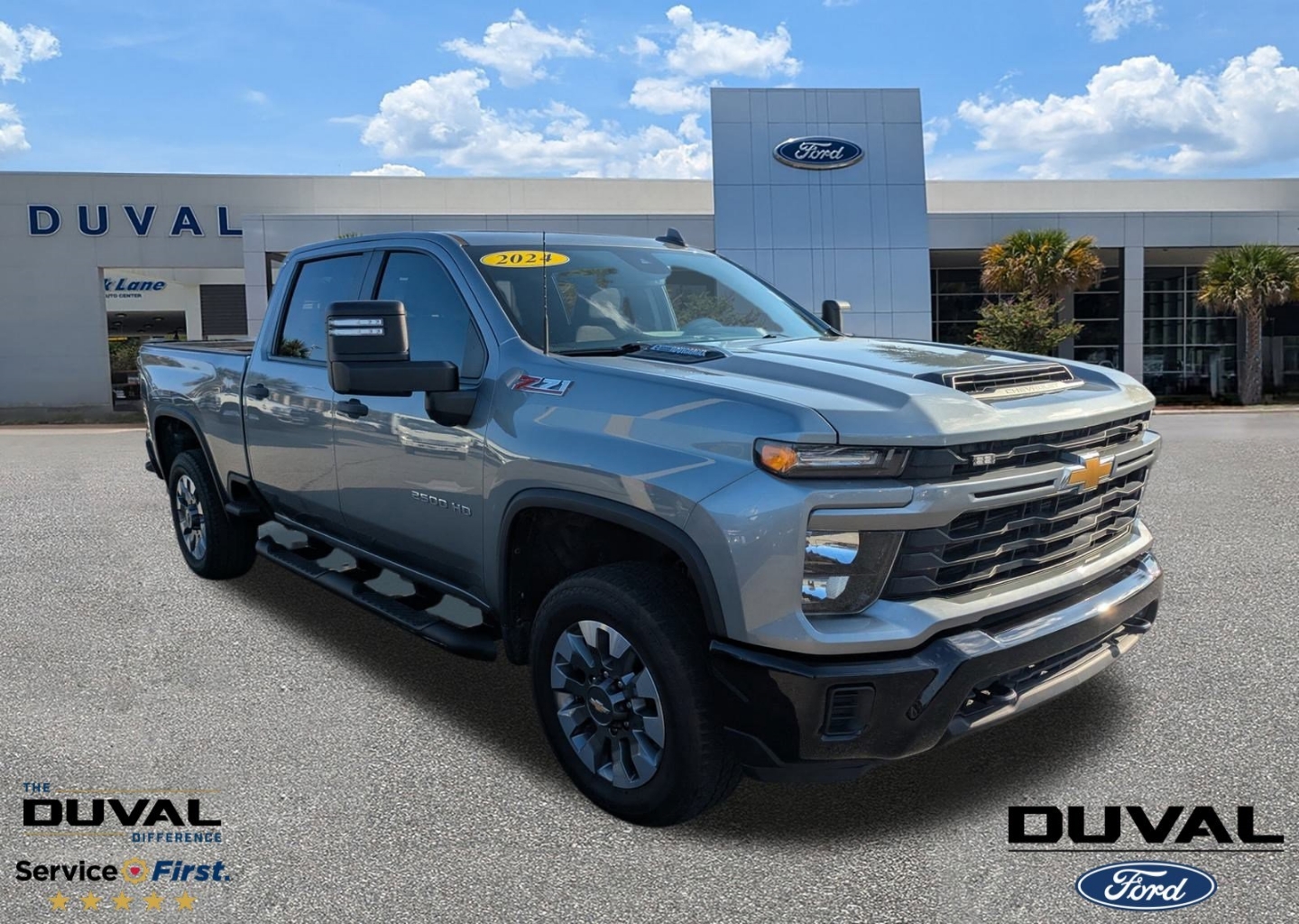 2024 Chevrolet Silverado 2500HD Custom's photo