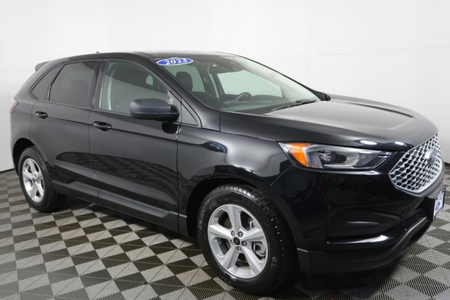 2023 Ford Edge SE's photo