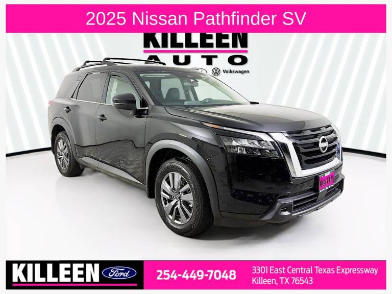 2025 Nissan Pathfinder SV