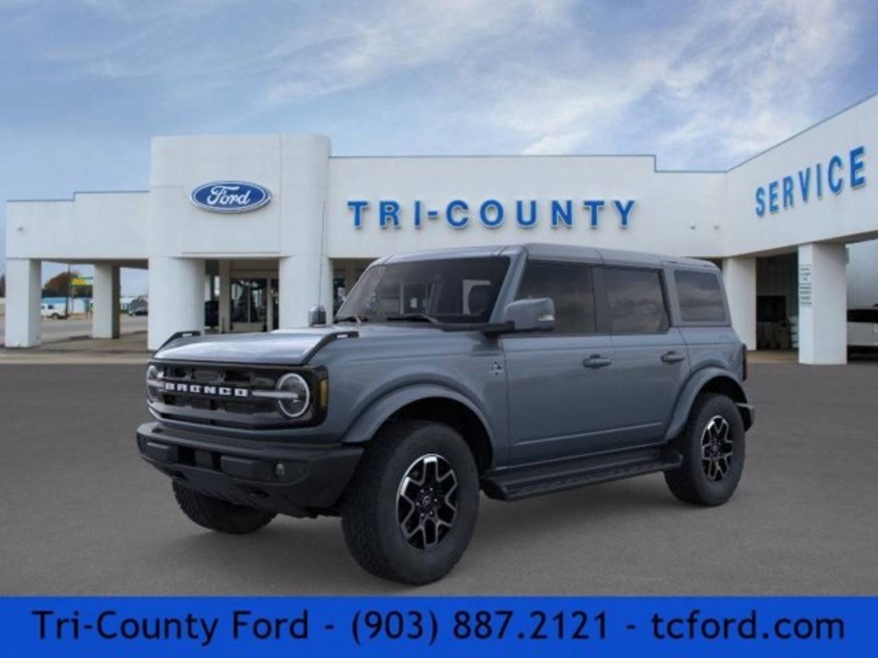 2025 Ford Bronco 4-Door Outer Banks's photo