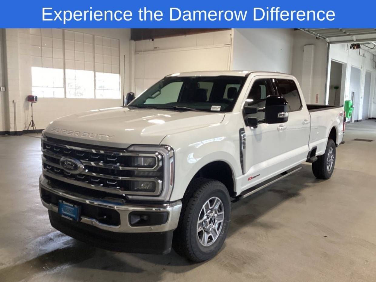 2026 Ford F-350 Super Duty Lariat's photo