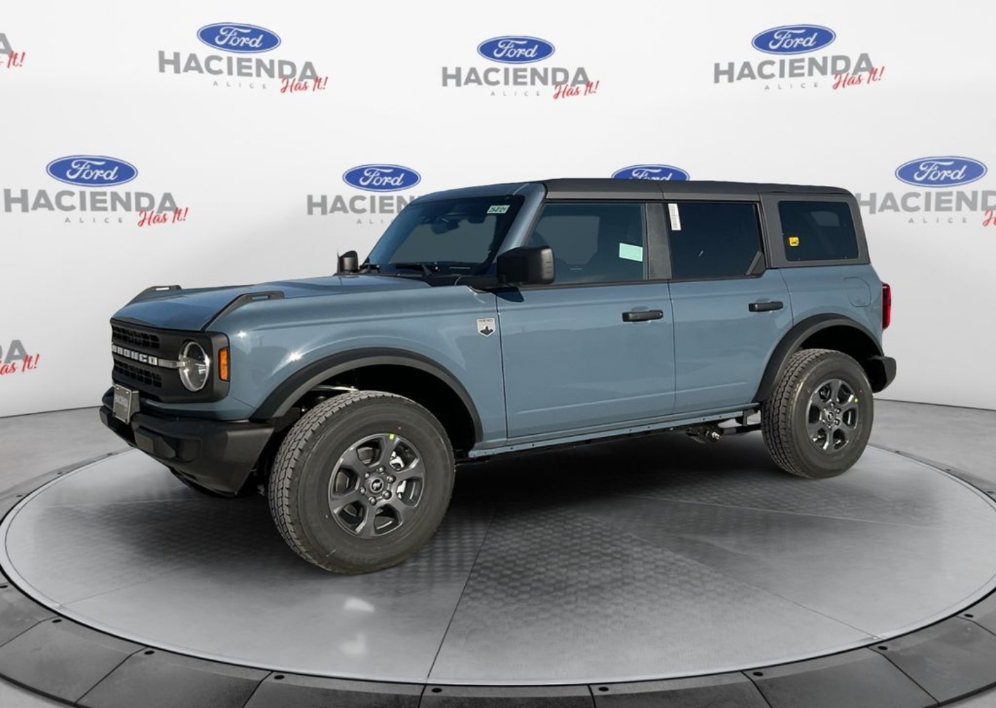 2025 Ford Bronco 4-Door Big Bend's photo