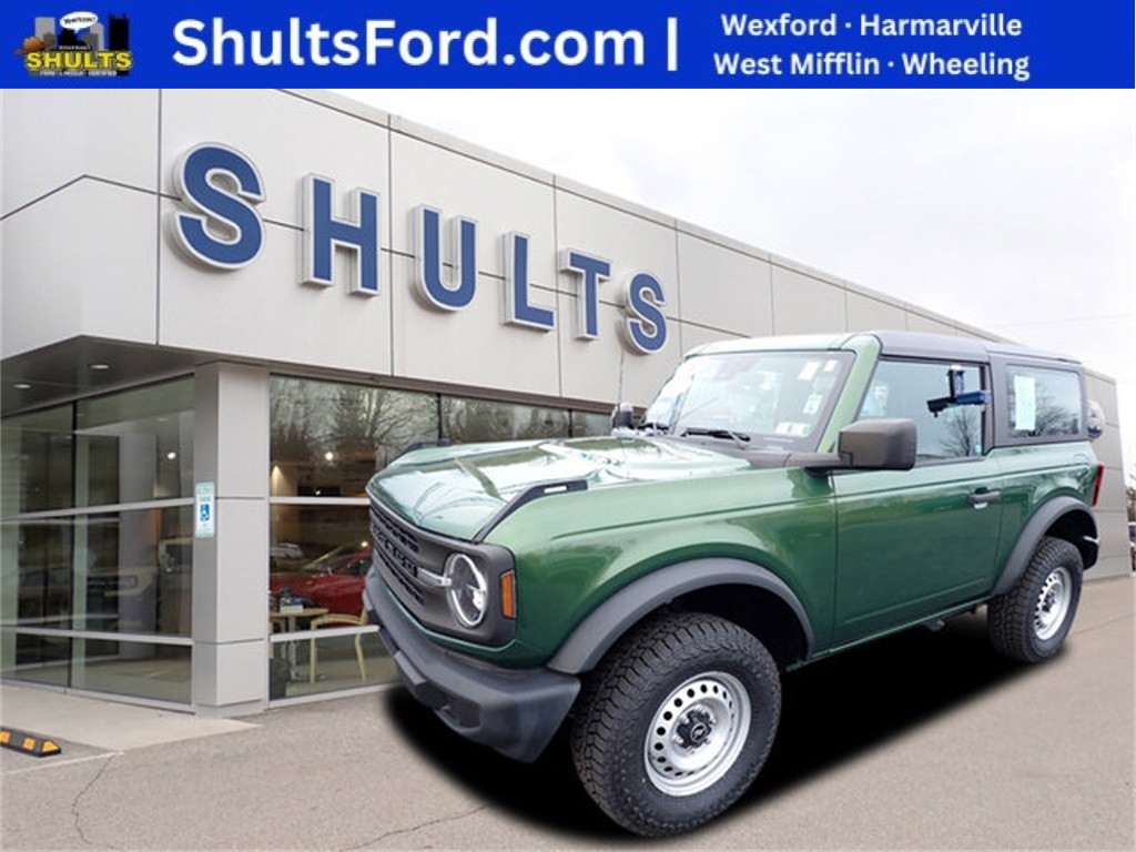 2022 Ford Bronco 2-Door Base's photo