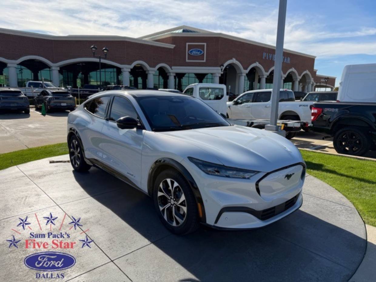 2021 Ford Mustang Mach-E Premium RWD's photo