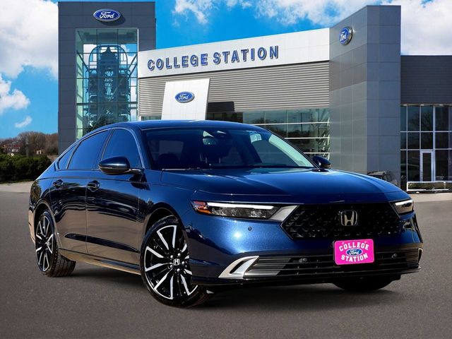 2024 Honda Accord Hybrid Touring's photo