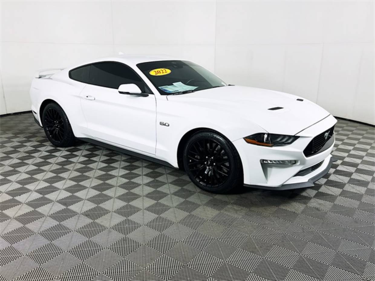 2022 Ford Mustang GT Premium's photo