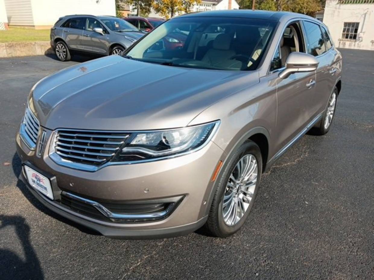 2018 Lincoln MKX Reserve's photo