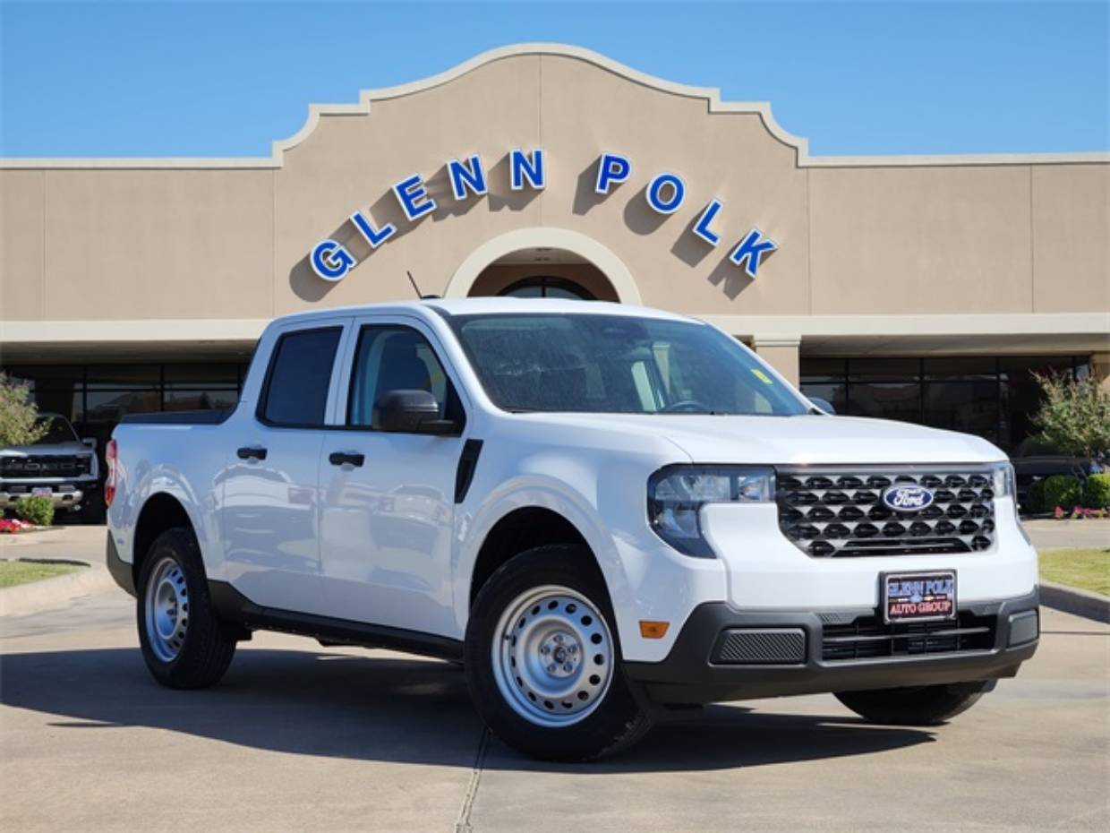 2025 Ford Maverick XL's photo