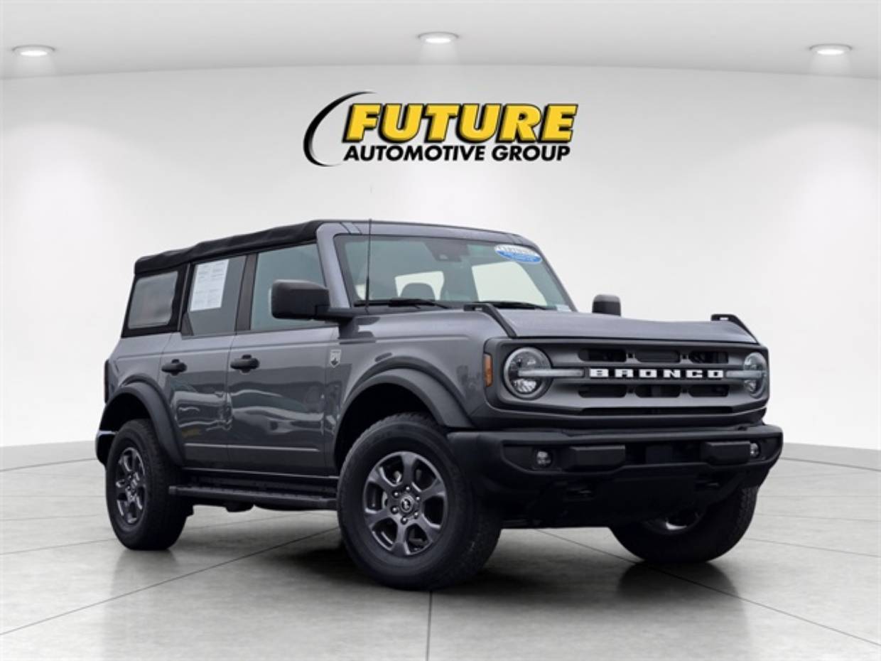 2023 Ford Bronco 4-Door Big Bend's photo