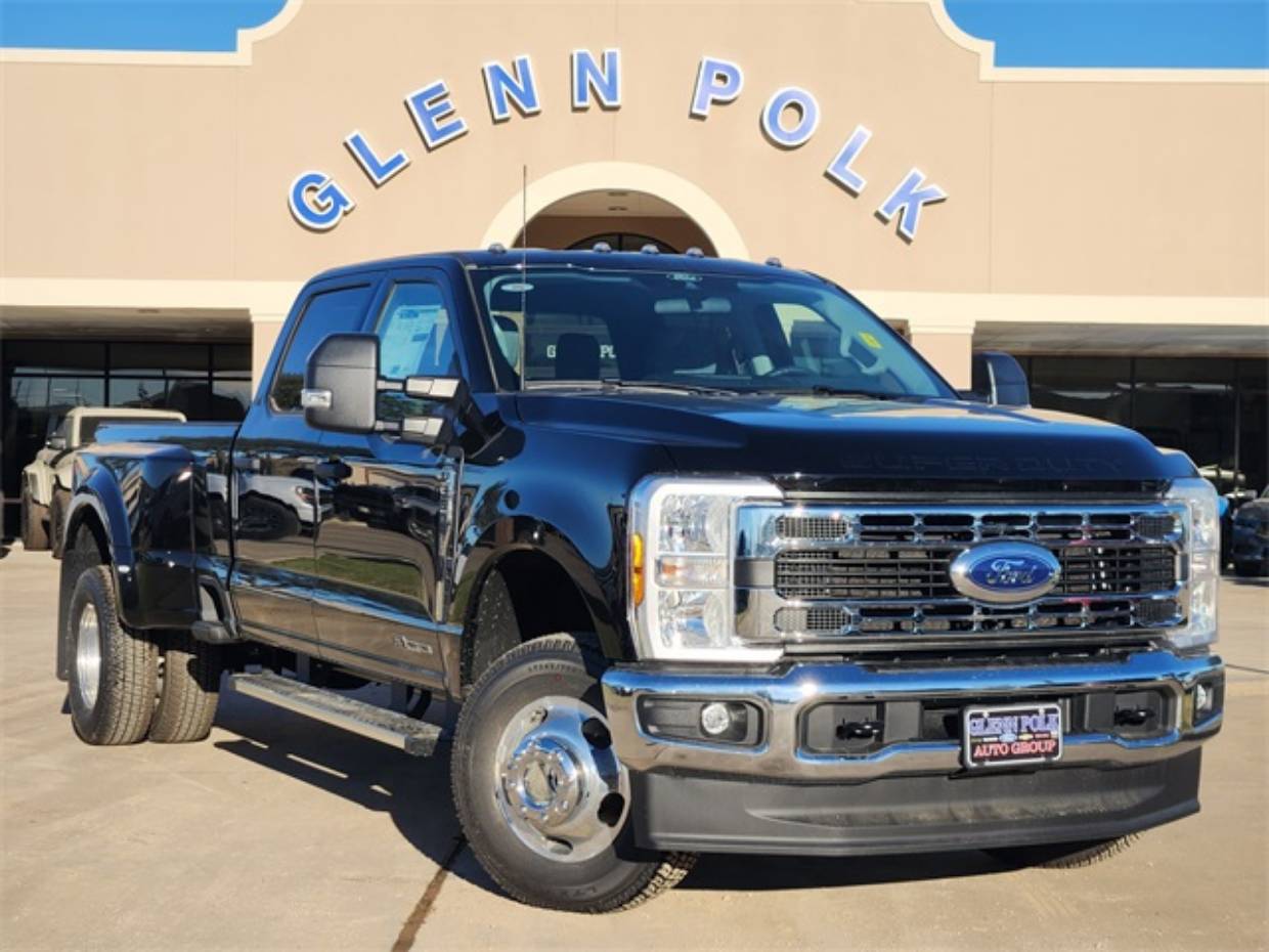 2026 Ford F-350 Super Duty XLT's photo