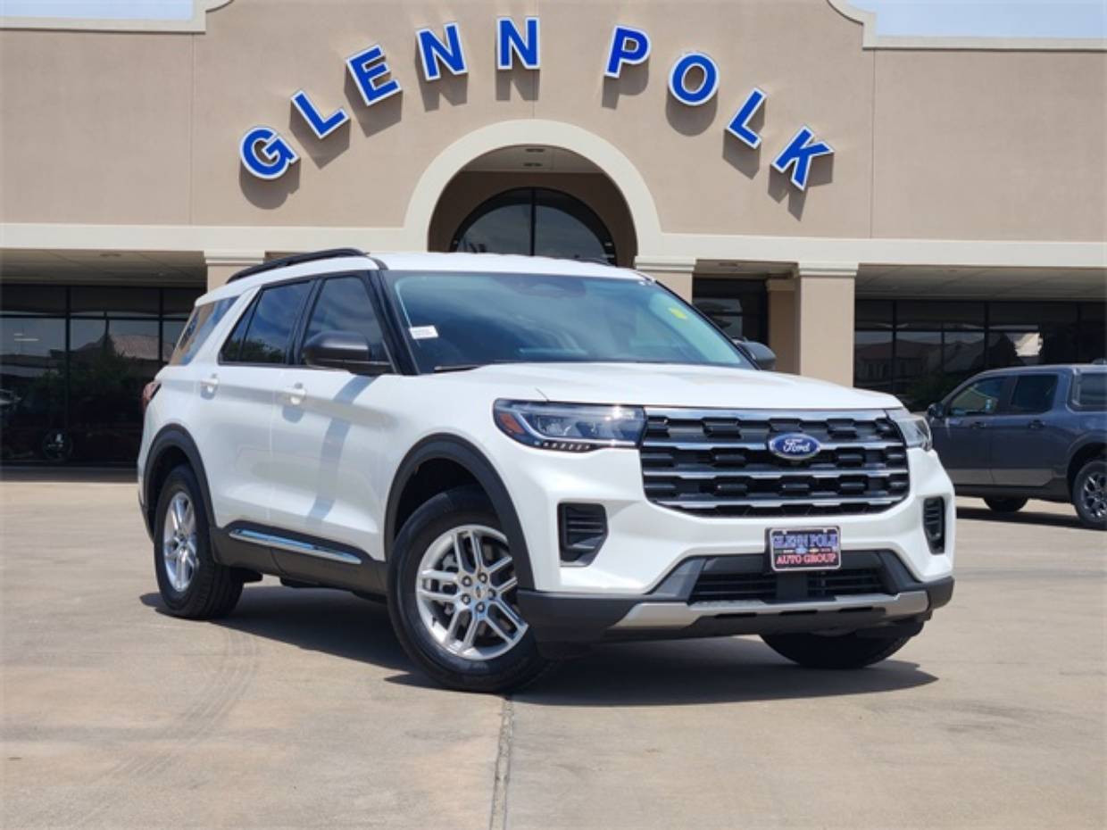 2025 Ford Explorer Active's photo