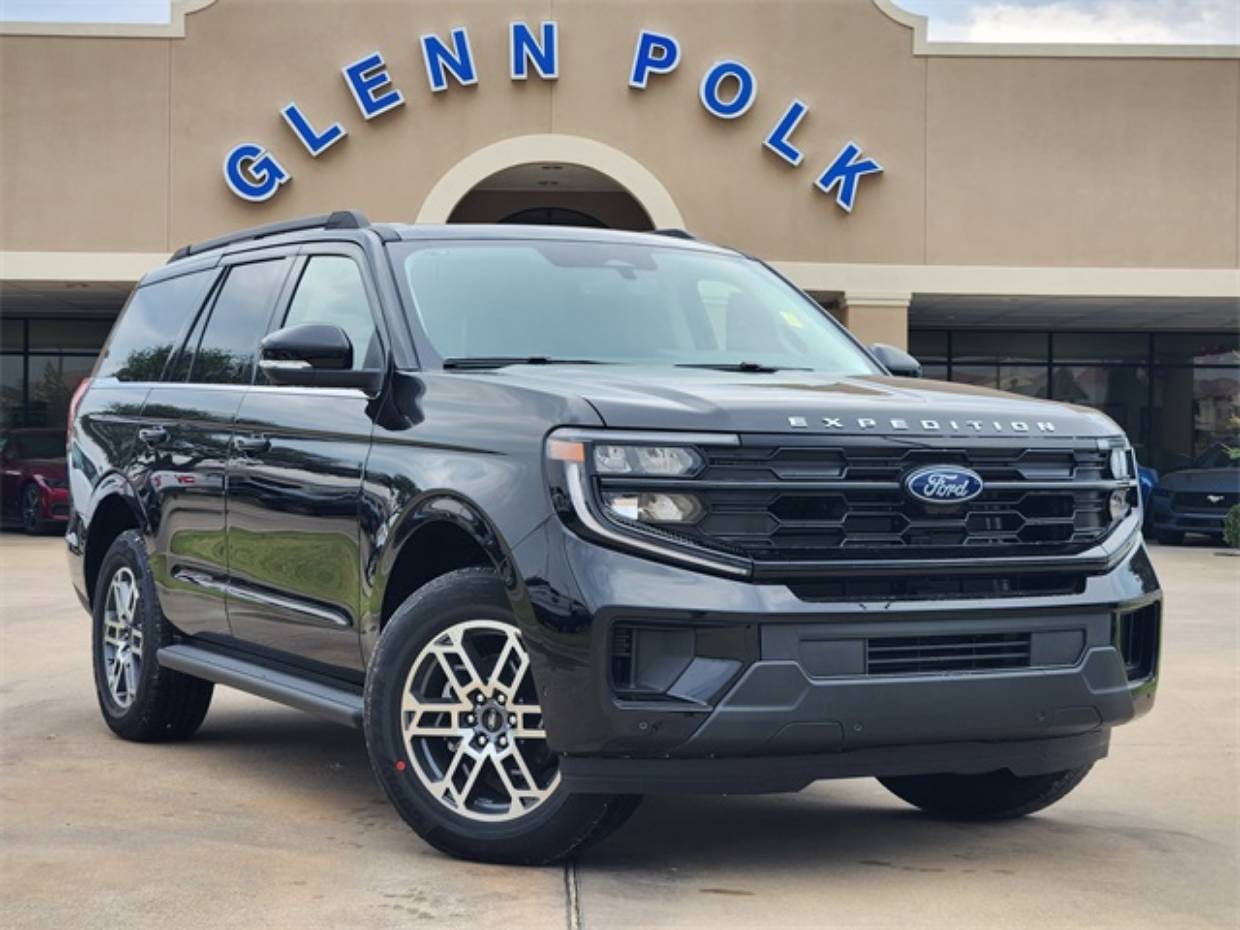 2025 Ford Expedition Active's photo