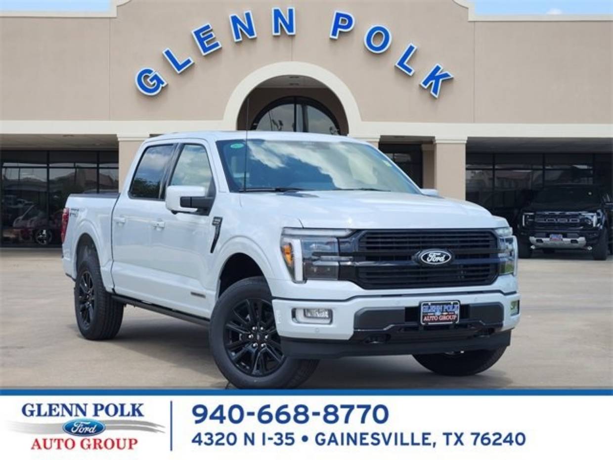 2025 Ford F-150 Platinum's photo