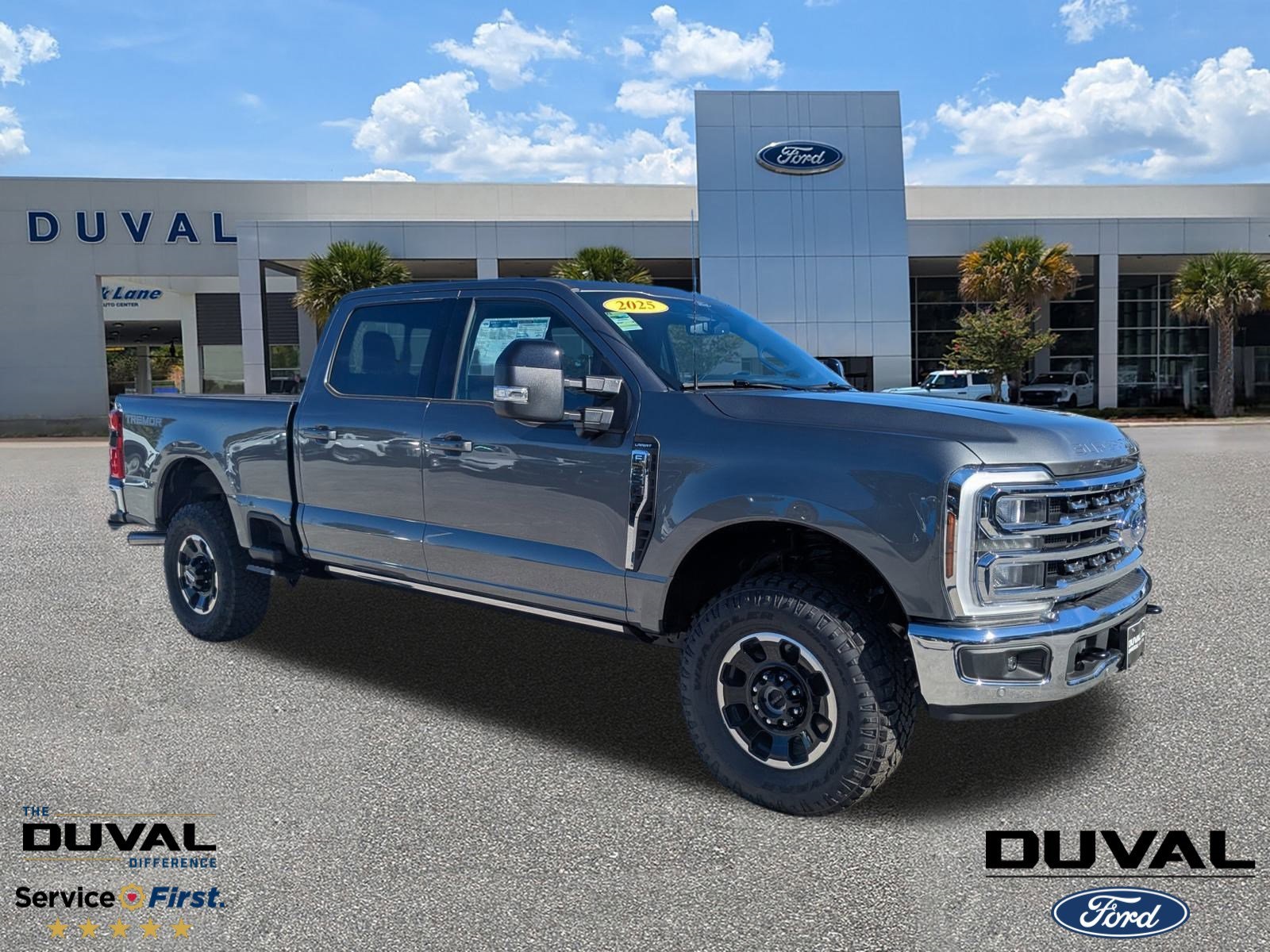New 2025 Ford F-350SD LARIAT