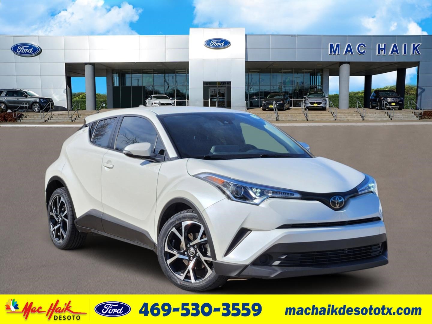 2019 Toyota C-HR XLE's photo