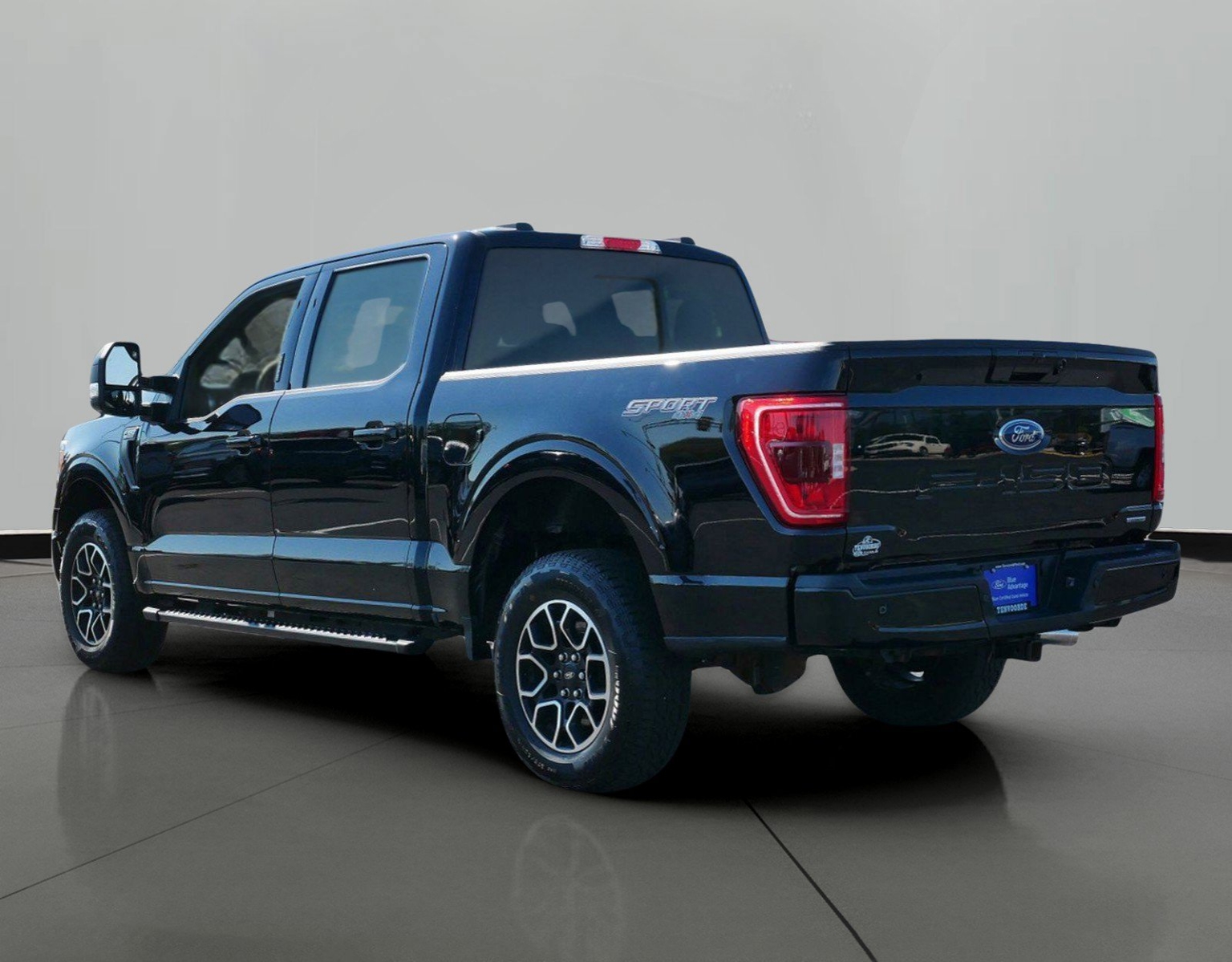 Certified 2022 Ford F-150 XLT with VIN 1FTFW1E80NFB93025 for sale in St. Cloud, Minnesota