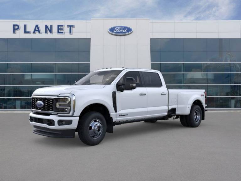 2026 Ford Super Duty F-350 DRW Platinum 4WD Crew Cab 8' Box