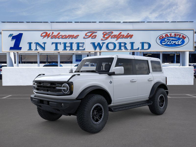 2025 Ford Bronco 4-Door Outer Banks's photo