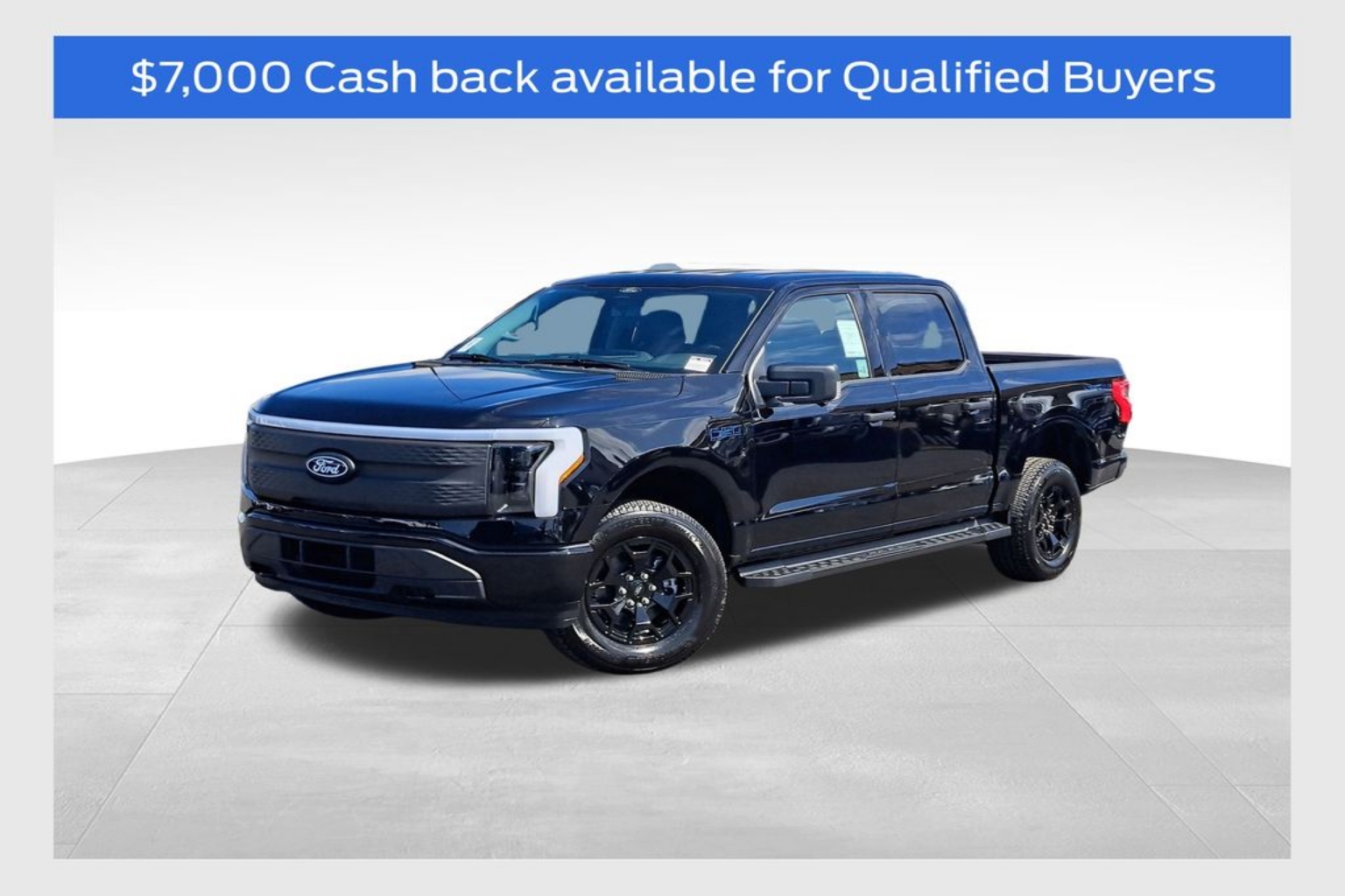 2025 Ford F-150 Lightning XLT's photo