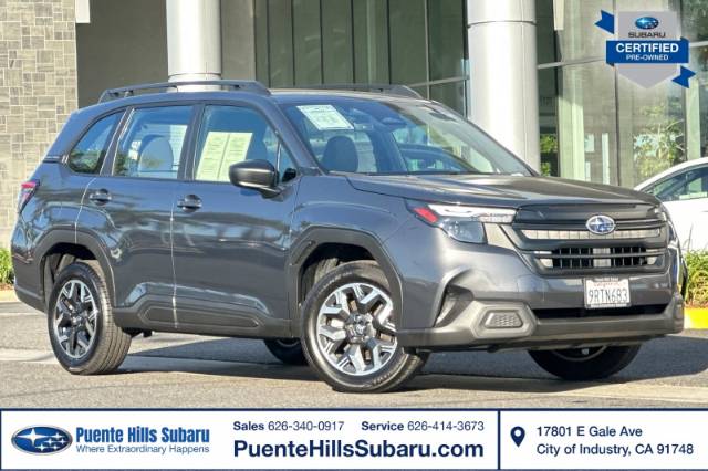 2025 Subaru Forester Base
