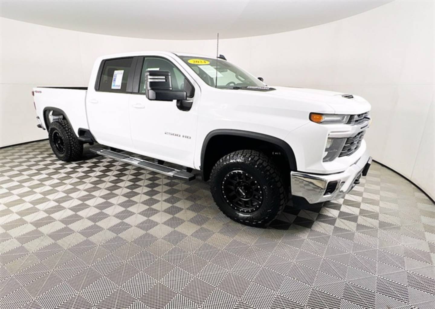 2024 Chevrolet Silverado 2500HD LT's photo