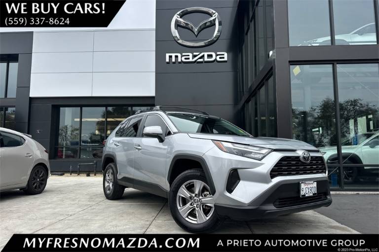 2024 Toyota RAV4 XLE