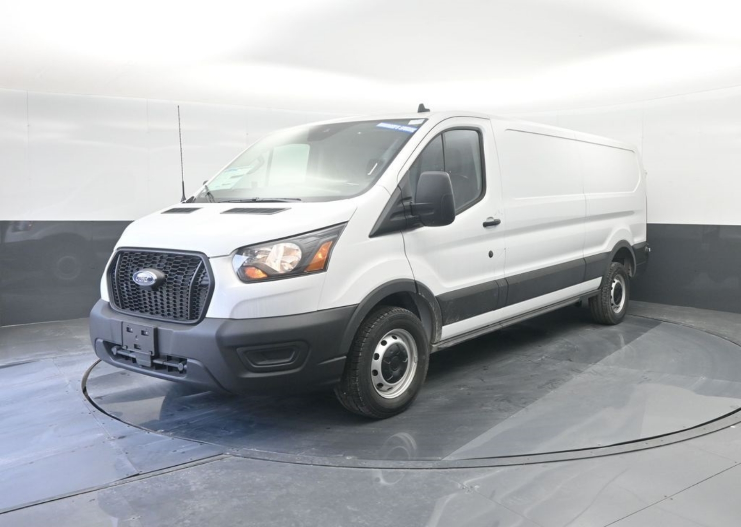 2024 Ford Transit Van Base's photo