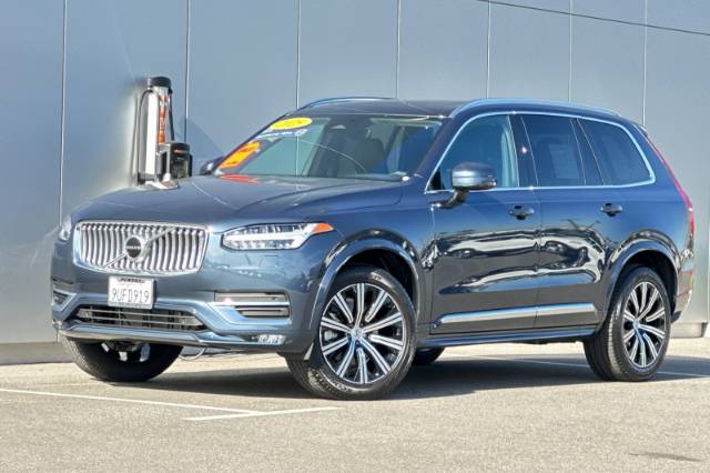 2025 Volvo XC90 B5 Core