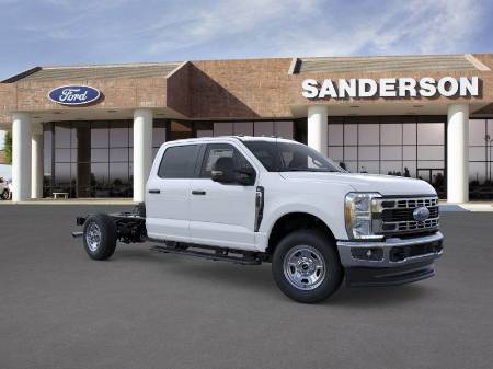 2025 Ford Super Duty F-350 SRW XL