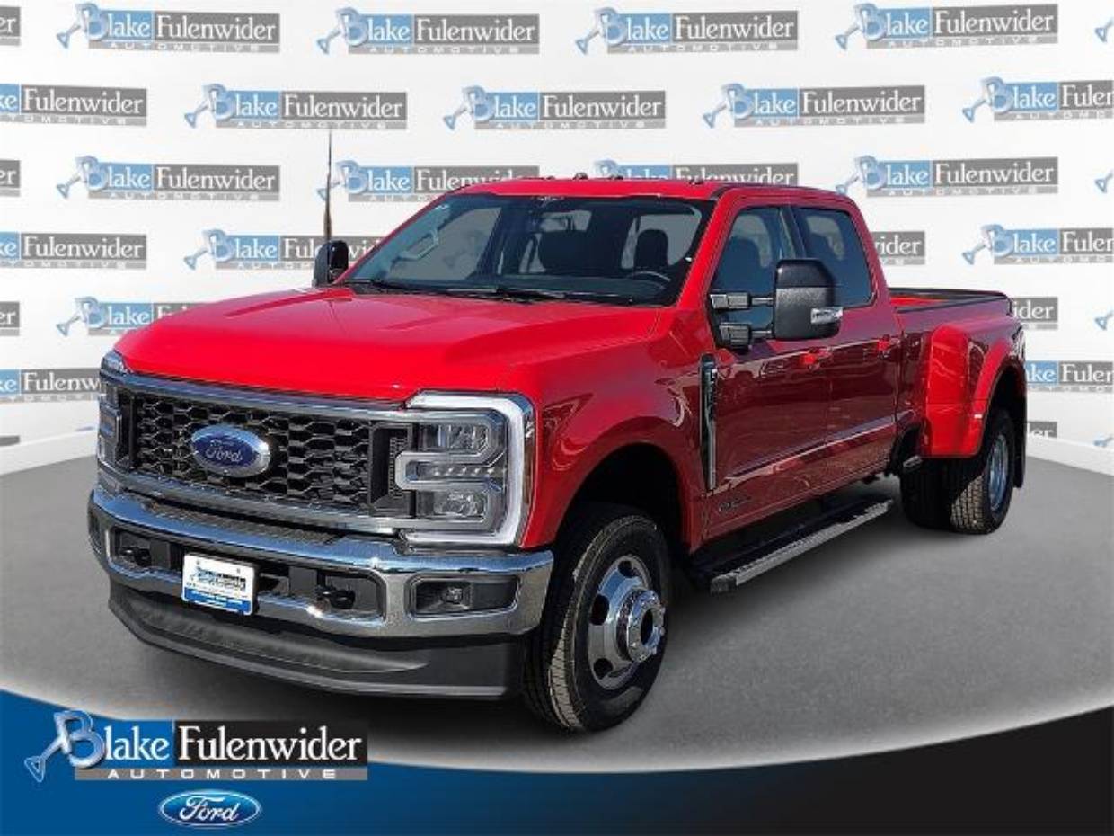 2026 Ford F-350 Super Duty Lariat's photo